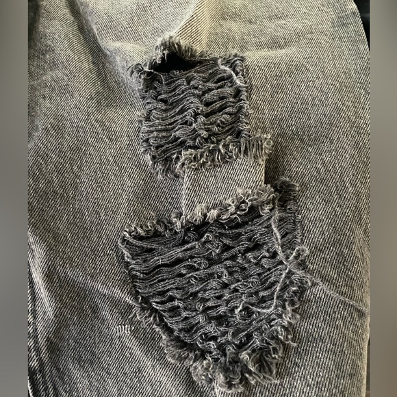 Dynamite // Black Gisele Distressed Straight Jeans - Picture 3 of 4